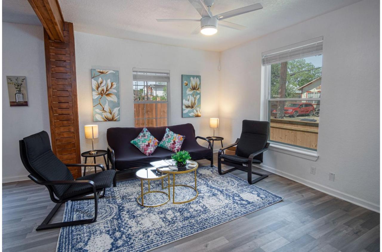 Charming 4Br2Ba Only 5 Mins Downtown Riverwalk Сан-Антонио Экстерьер фото